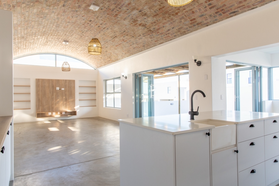 To Let 3 Bedroom Property for Rent in Paradise Beach Western Cape